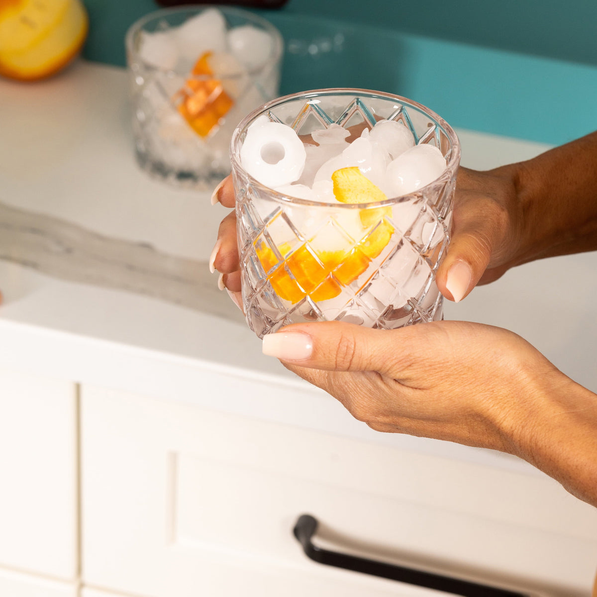 Igloo Self-Cleaning Countertop Ice Maker, 1.5 qt, 26 lbs/24 Hours, Aqua