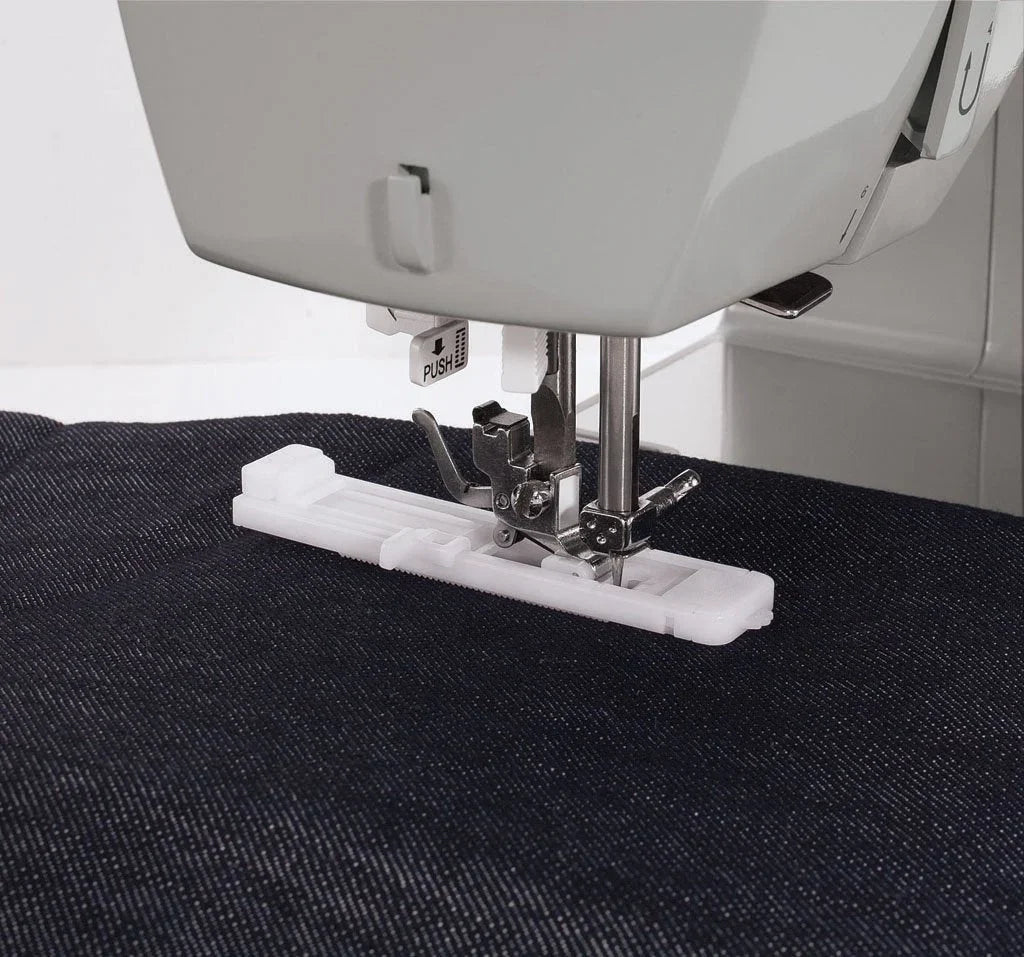SINGER Heavy Duty Sewing Machine, White - 4423