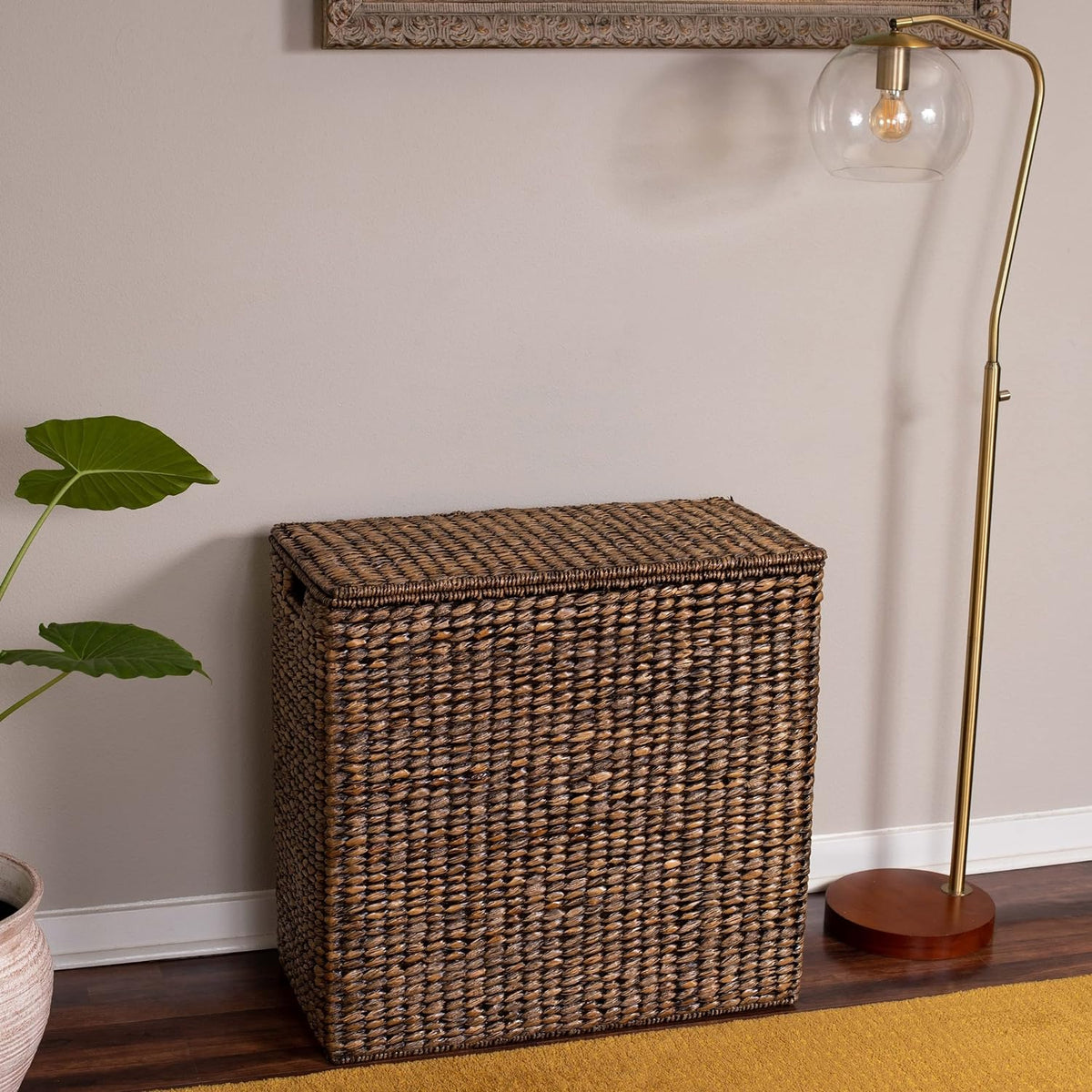 Sofia + Sam Oversized Divided Seagrass Hamper With 2 Canvas Liners, 28 x 14 x 27 Inches - 4602
